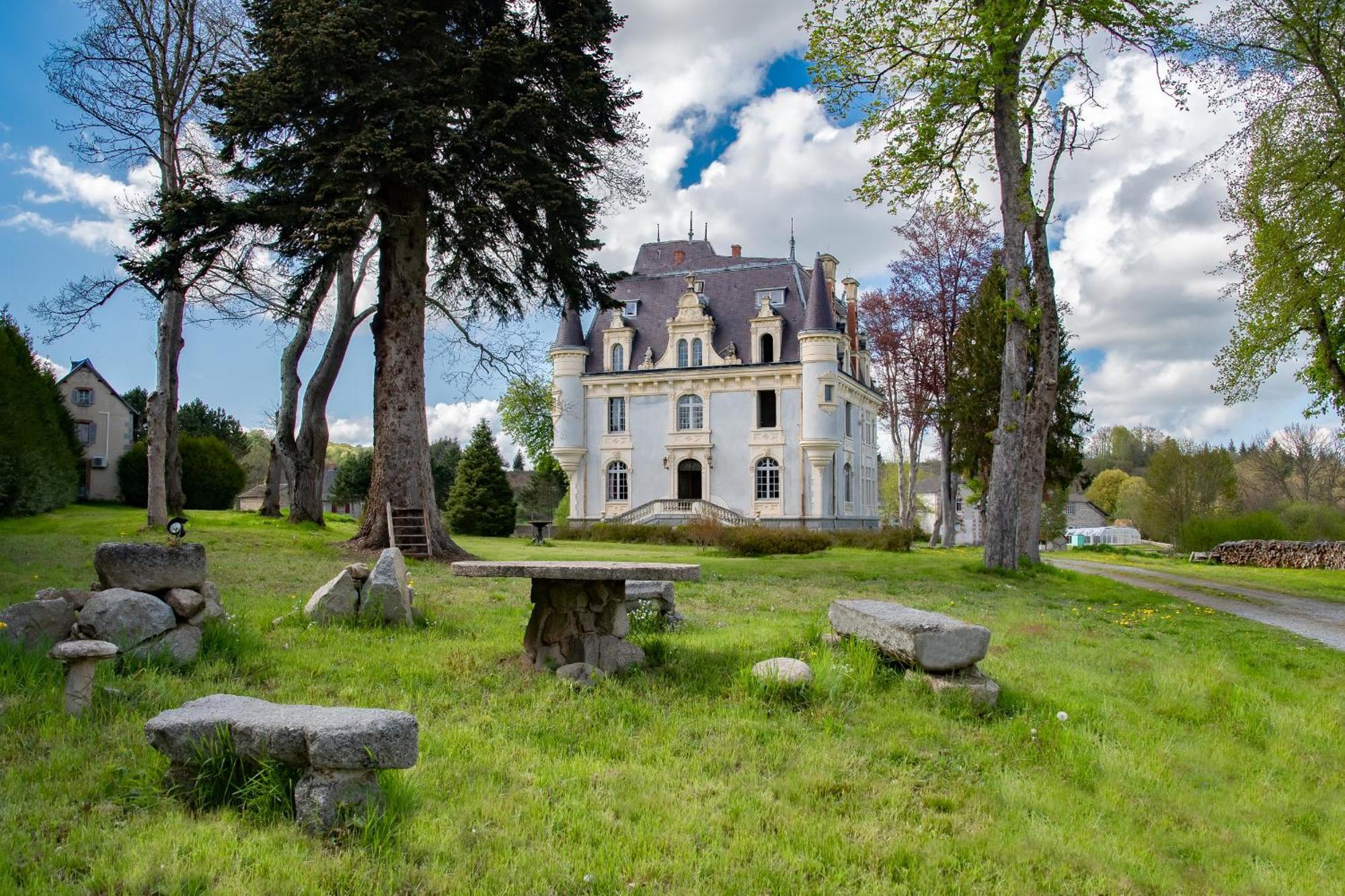 Chateau De Chazelpaud Saint-Bard Exteriér fotografie
